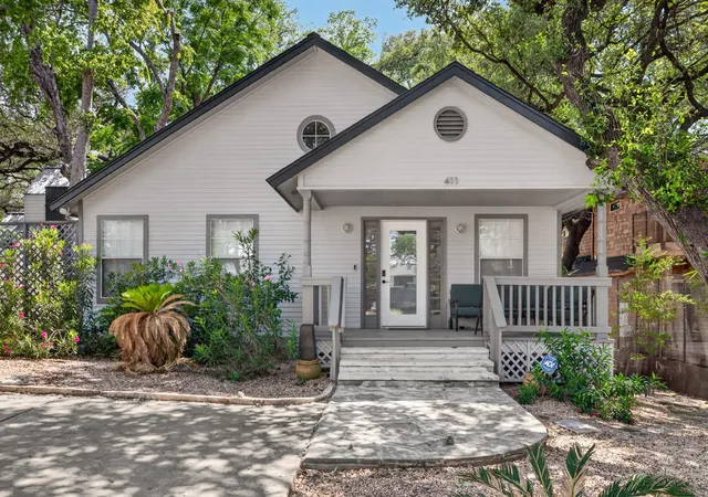 Photo 1 of Single family home for sale at 411 W Live Oak St, Austin, TX 78704 | MLS# 4706669 | Listing updated on 2026-09-26