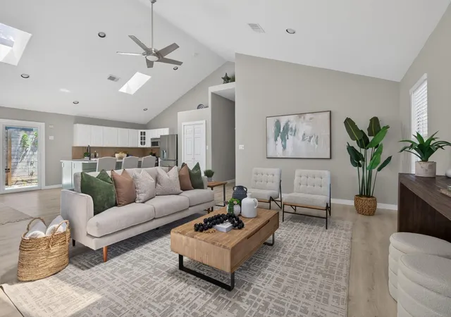 Photo 2 of Single family home for sale at 411 W Live Oak St, Austin, TX 78704 | MLS# 4706669 | Listing updated on 2026-09-26