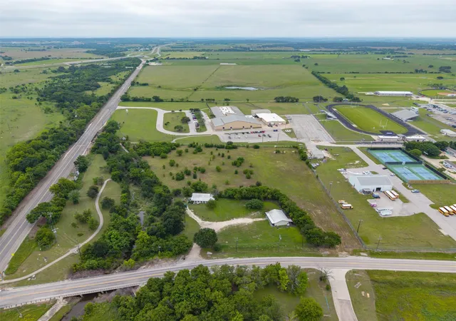 3rd image of 101 Fm 970 Rd, Florence, TX 76527 | MLS# 7819140