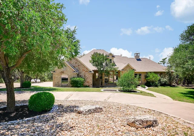 Photo 3 of Single family home for sale at 3410 Pawnee Pass S, Austin, TX 78738 | MLS# 6758674 | Listing updated on 2026-07-16