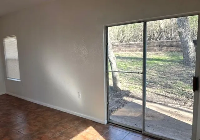 2nd image of 4704 Ledesma Rd, Austin, TX 78721