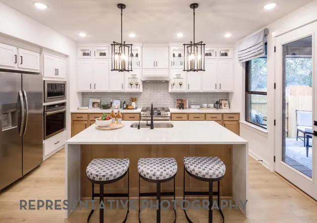 2nd image of 233 Rightfield Dr, Liberty Hill, TX 78642 | MLS# 5915419