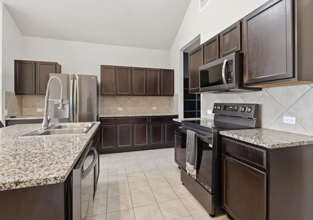 4th image of 701 Liard River Rd, Hutto, TX 78634 | MLS# 8595308