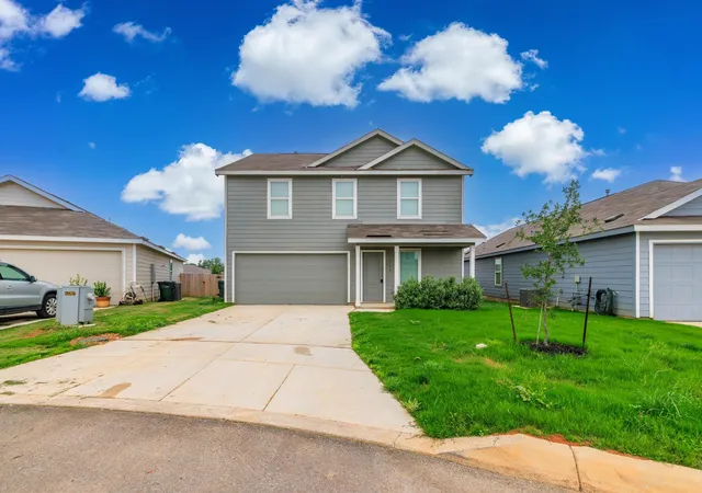 Homes for sale in Fredericksburg, TX | 116 Bens Blf, Fredericksburg, TX 78624 | MLS# 8527797