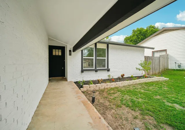 4th image of 10219 W Rutland Vlg, Austin, TX 78758 | MLS# 7390382