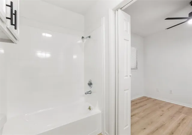 2nd image of 923 E 41St St, Austin, TX 78751