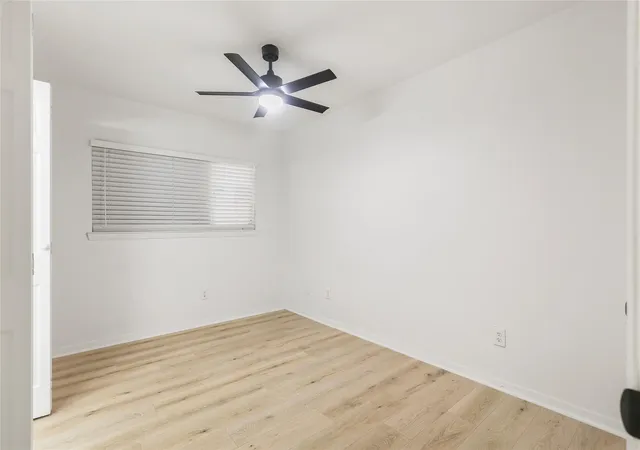 image of 923 E 41St St, Austin, TX 78751