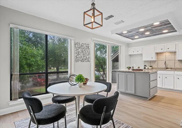 Photo 4 of Condo for sale at 115 World Of Tennis Sq, Lakeway, TX 78738 | MLS# 8003611 | Listing updated on 2026-09-23