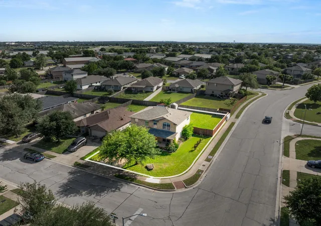 Photo 3 of Single family home for sale at 2700 Breezy Point Cv, Round Rock, TX 78665 | MLS# 3774710 | Listing updated on 2026-09-13