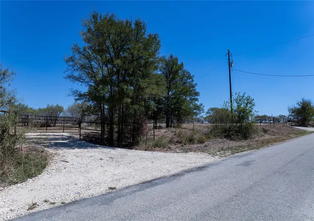 8th image of 4005 Old Colony Line Rd, Lockhart, TX 78644 | MLS# 4406328