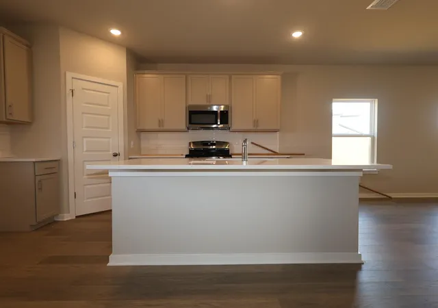 3rd image of 140 Heritage Forest Pkwy, Dripping Springs, TX 78620 | MLS# 4209925