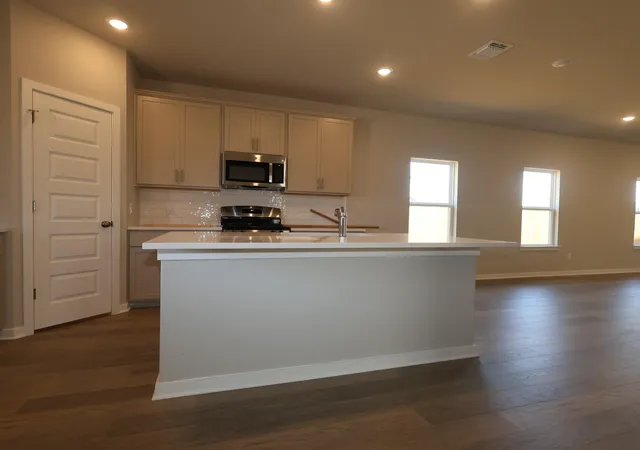 4th image of 140 Heritage Forest Pkwy, Dripping Springs, TX 78620 | MLS# 4209925