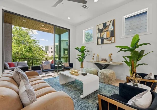 3rd image of 4903 Stella Link Path, Austin, TX 78741 | MLS# 6825019