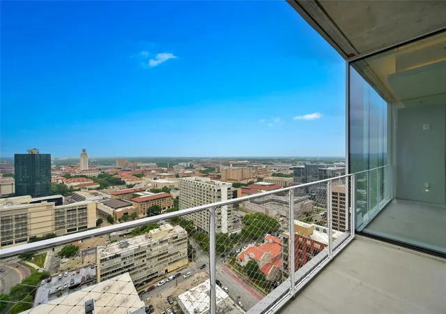 2nd image of 313 W 17th St #1702, Austin, TX 78701 | MLS# 2028747