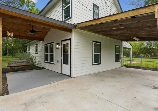 Homes for sale in Georgetown, TX | 1909 S Pine St, Georgetown, TX 78626 | MLS# 7470452