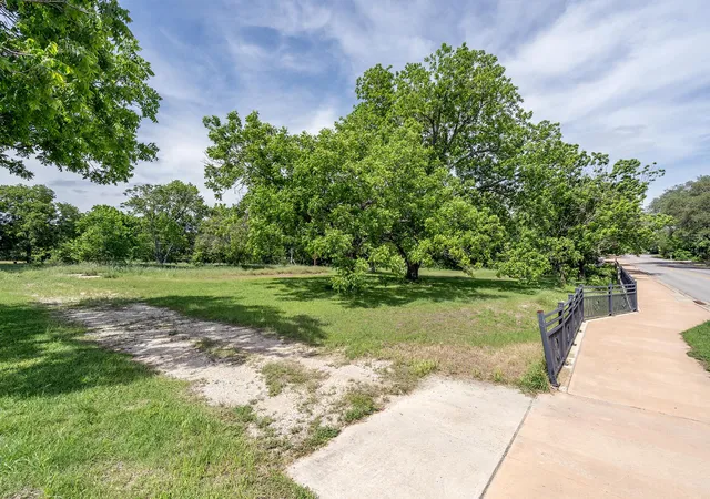 Photo 1 of Land for sale at 700 Main St, Liberty Hill, TX 78642 | MLS# 4515494 | Listing updated on 2026-05-06