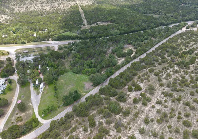 2nd image of 424 Spoke Hollow Rd, Wimberley, TX 78676 | MLS# 4315756