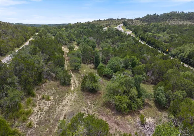 7th image of 424 Spoke Hollow Rd, Wimberley, TX 78676 | MLS# 4315756