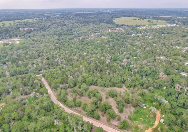 18th image of 319 Green Oaks Dr, Bastrop, TX 78602 | MLS# 5518059