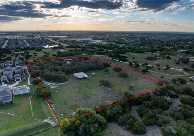Photo 3 of Single family home for sale at 1050 Oak Grv Rd, Leander, TX 78641 | MLS# 7005054 | Listing updated on 2026-10-08