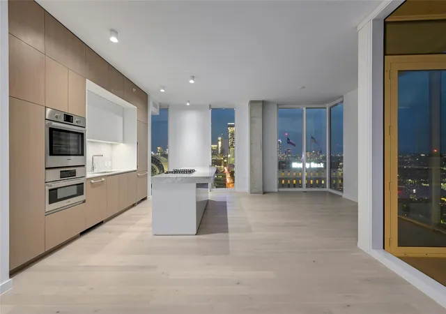 1st image of 313 W 17th St #2105, Austin, TX 78701 | MLS# 2680698
