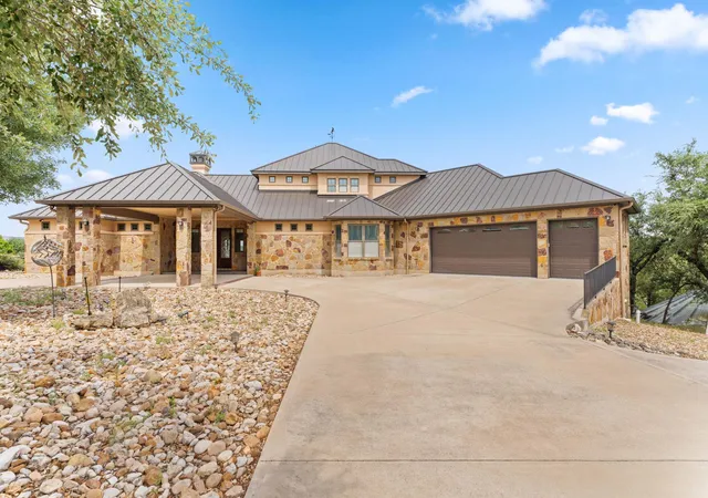Photo 3 of Single family home for sale at 128 Carol Cv, Spicewood, TX 78669 | MLS# 3111583 | Listing updated on 2026-10-09