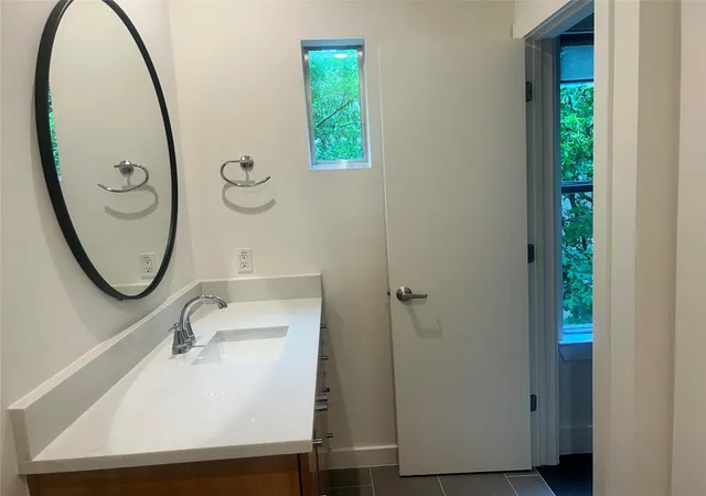 2nd image of 1205 Kinney Ave, Austin, TX 78704