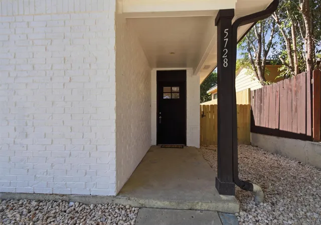 Photo 3 of Single family home for sale at 5728 Pinon Vista Dr, Austin, TX 78724 | MLS# 3167514 | Listing updated on 2026-08-29