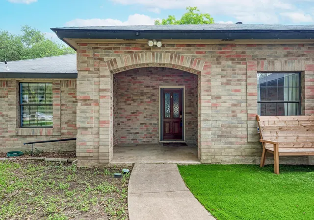 Homes for sale in Pflugerville, TX | 403 Hickory Ridge Trl, Pflugerville, TX 78660 | MLS# 6696960