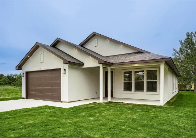 4th image of 137 E Pauwela Ln, Bastrop, TX 78602 | MLS# 3134890
