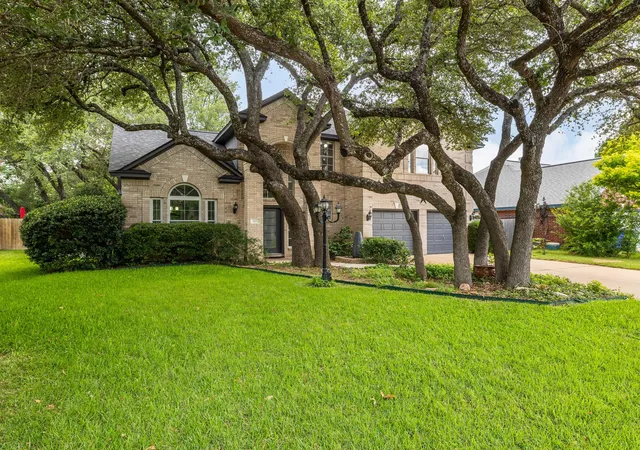 Photo 4 of Single family home for sale at 309 N Kings Cyn Dr, Cedar Park, TX 78613 | MLS# 2464098 | Listing updated on 2026-08-29