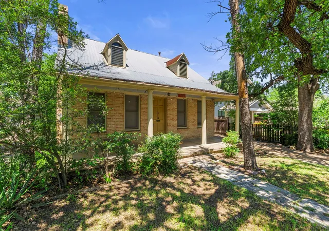 2nd image of 3108 Robinson Ave, Austin, TX 78722 | MLS# 1500557