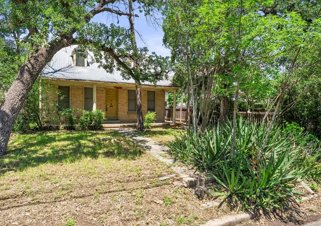 3rd image of 3108 Robinson Ave, Austin, TX 78722 | MLS# 1500557
