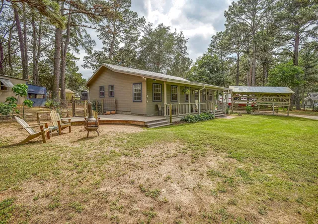 Photo 3 of Single family home for sale at 121 Pony Grass Ln, Bastrop, TX 78602 | MLS# 7762079 | Listing updated on 2026-09-02