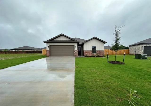 1st image of 813 Eagle Cross Cv, Salado, TX 76571 | MLS# 1486194