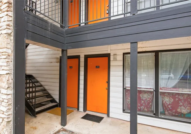 2nd image of 2801 Hemphill Park, Austin, TX 78705