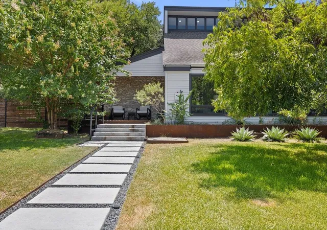 Photo 1 of Single family home for sale at 808 Vanguard St, Lakeway, TX 78734 | MLS# 1983674 | Listing updated on 2026-09-03