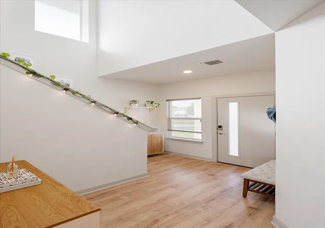 Photo 3 of Single family home for sale at 2109 Ettalee Ct, Austin, TX 78754 | MLS# 1079020 | Listing updated on 2026-08-31