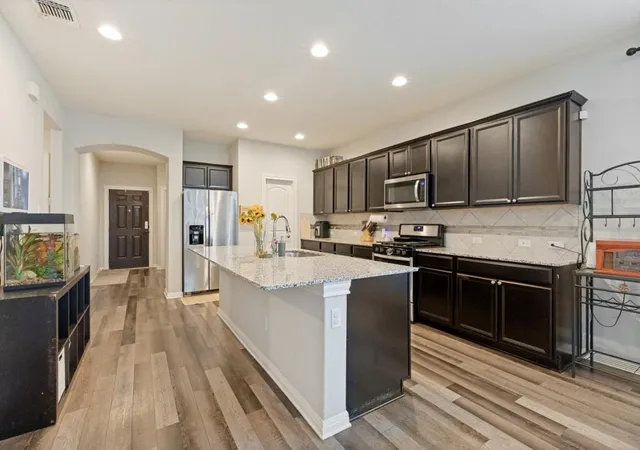 2nd image of 206 Beechnut Dr, Buda, TX 78610 | MLS# 6862069