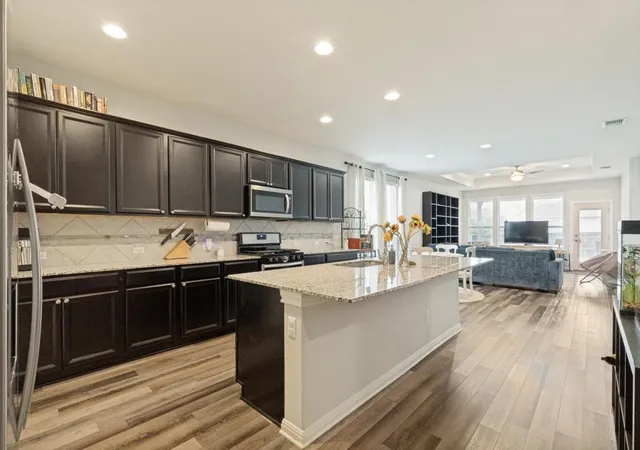 Photo 4 of Single family home for sale at 206 Beechnut Dr, Buda, TX 78610 | MLS# 6862069 | Listing updated on 2026-09-06