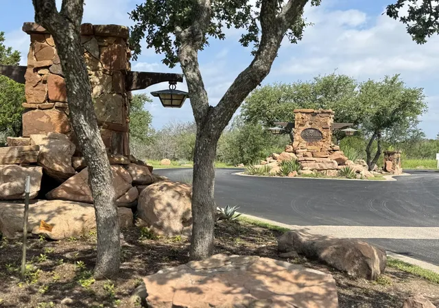 3rd image of 308 Peninsula Dr, Burnet, TX 78611 | MLS# 8171972