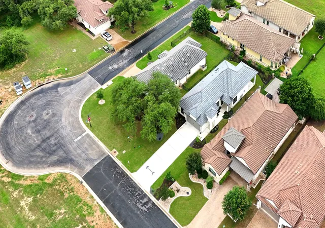 3rd image of 205 Indigo Ln, Georgetown, TX 78628 | MLS# 2459352
