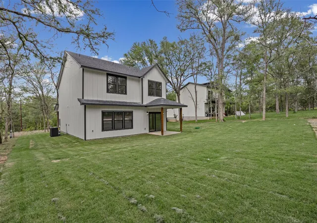 Photo 3 of Single family home for sale at 191 Heleakala Dr, Bastrop, TX 78602 | MLS# 2441275 | Listing updated on 2026-10-11