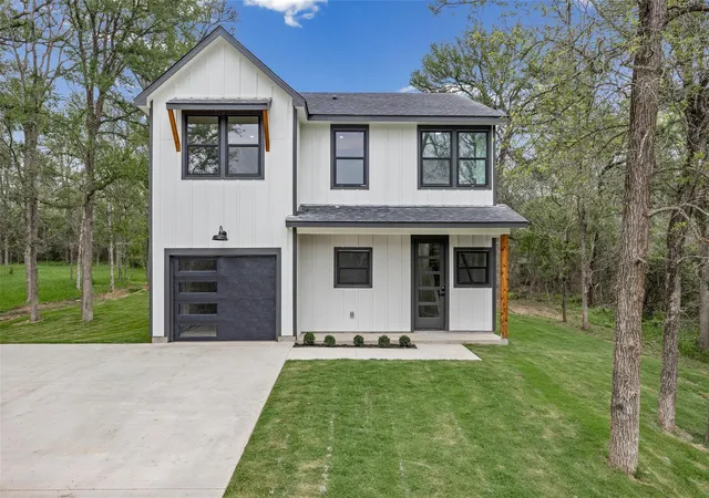 Photo 1 of Single family home for sale at 191 Heleakala Dr, Bastrop, TX 78602 | MLS# 2441275 | Listing updated on 2026-10-11