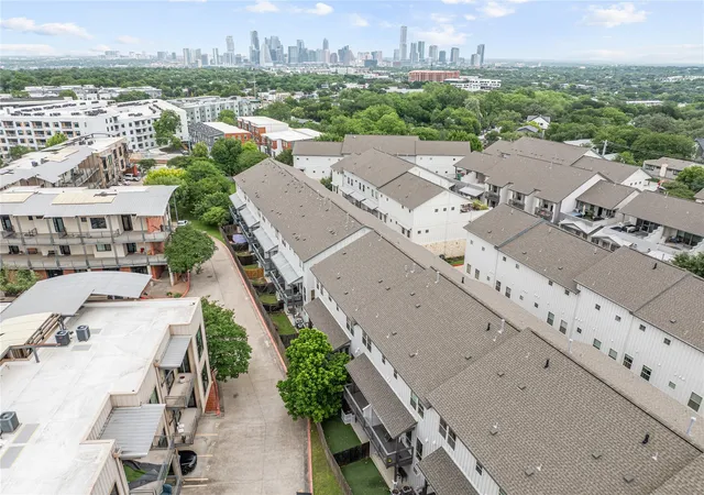 37th image of 2520 Bluebonnet Ln #52, Austin, TX 78704 | MLS# 1865253