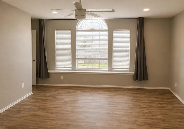 Photo 3 of Single family home for sale at 1422 Green Ter Dr, Round Rock, TX 78664 | MLS# 7416037 | Listing updated on 2026-09-28