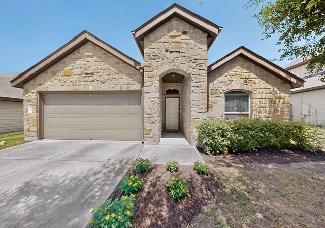 2nd image of 499 Eagle Brook Ln, Buda, TX 78610 | MLS# 9830484