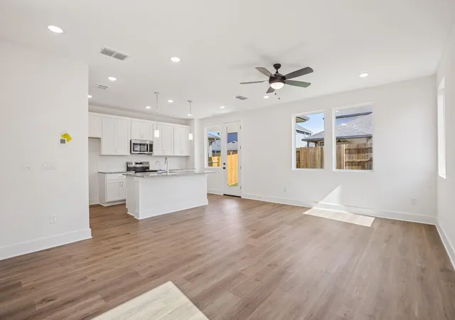 Photo 4 of Single family home for sale at 133 Maverick Ave, Kyle, TX 78640 | MLS# 4860903 | Listing updated on 2026-10-08