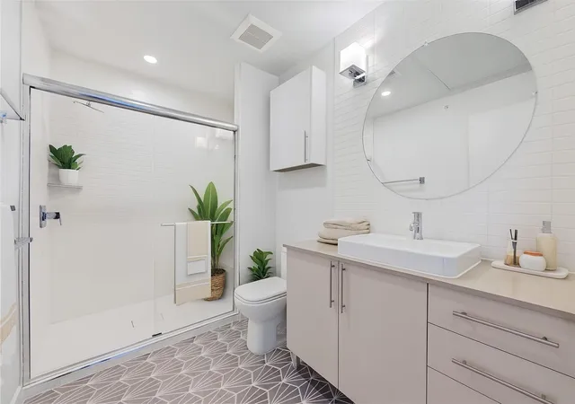 5th image of 4004 Banister Ln #303, Austin, TX 78704 | MLS# 9670234