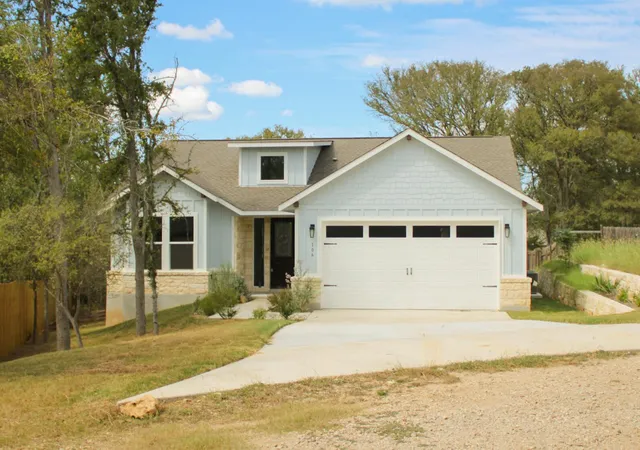 1st image of 106 Halawa Ct, Bastrop, TX 78602 | MLS# 5373651